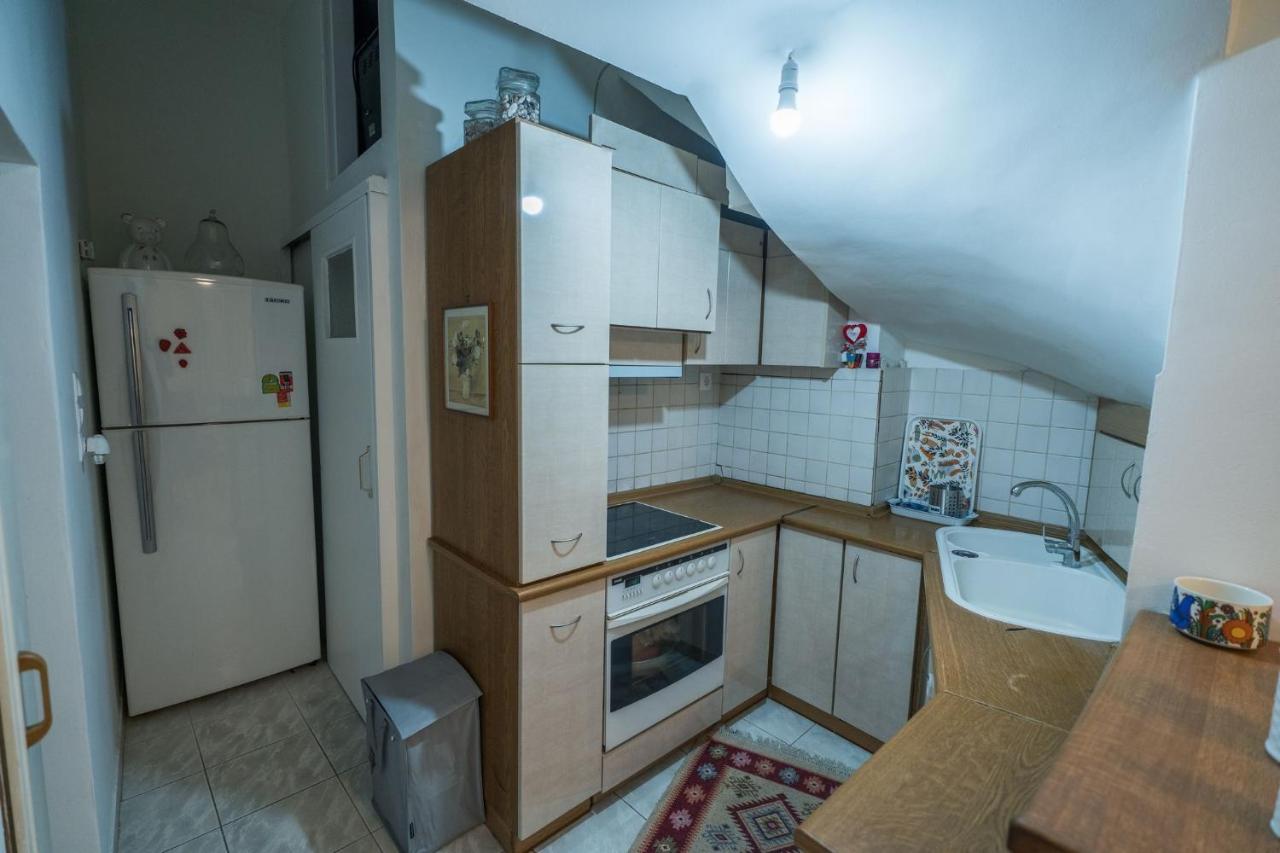 Marina Apartment Pireus Eksteriør bilde